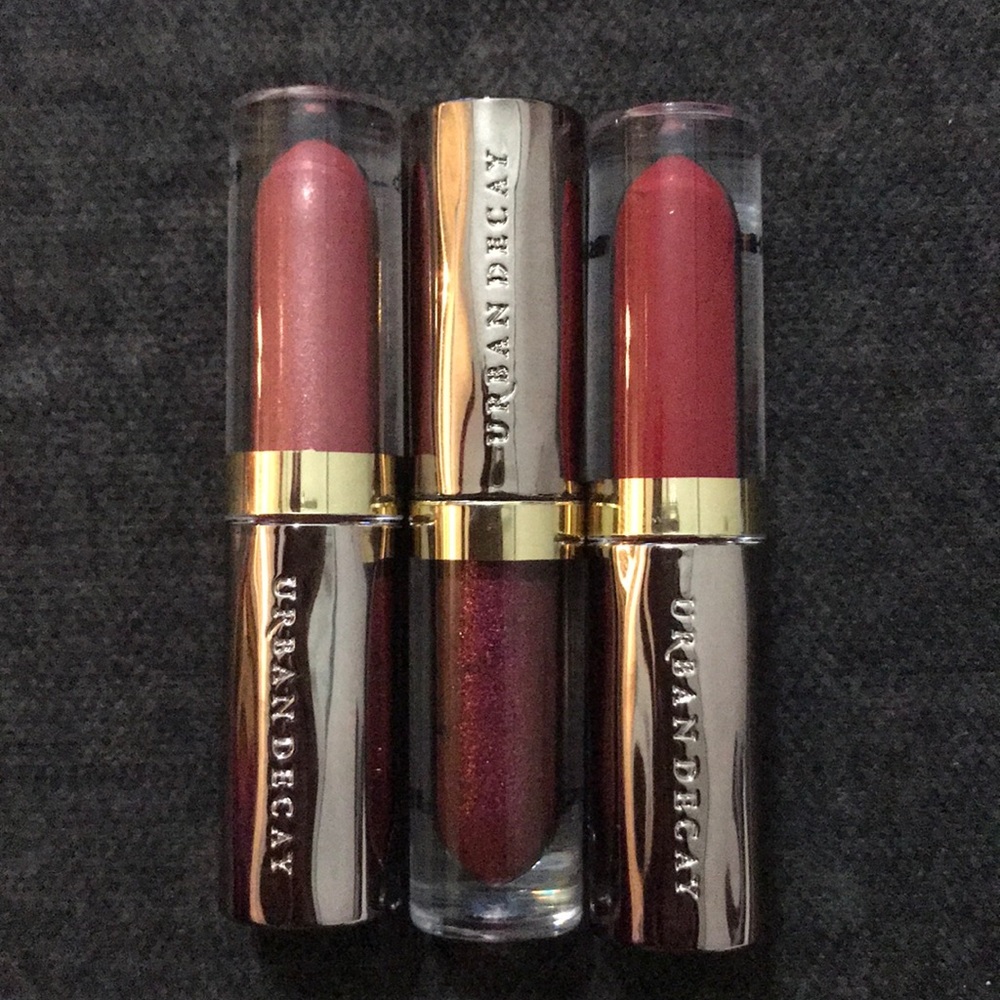 SOLD! 👏🏻💄💋💰💸